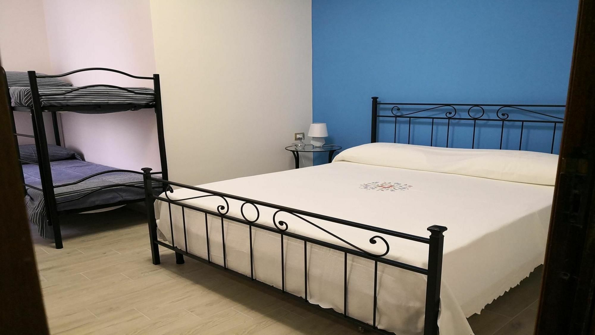 Fenesta Vascia Bed & Breakfast Napoli Eksteriør bilde